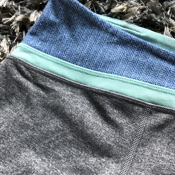 Ivivva ~ Shorts ~ Girls Size 10 - Picture 4 of 9